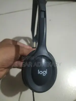 লজিটেক হেডফোন