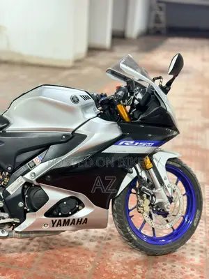 Yamaha 2023 Silver
