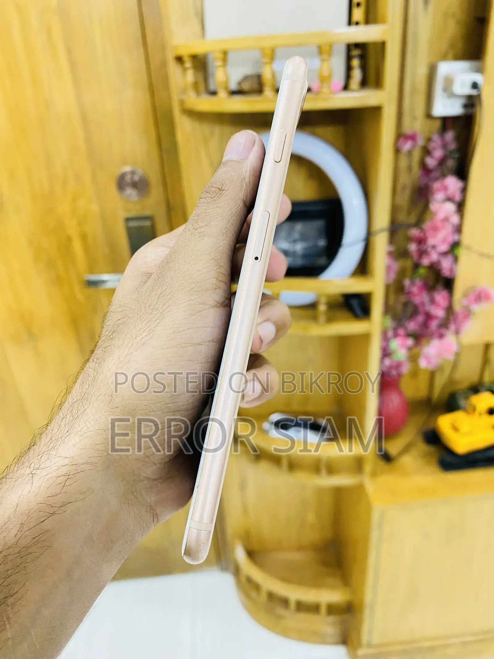 New Apple iPhone 8 Plus 64 GB Rose Gold