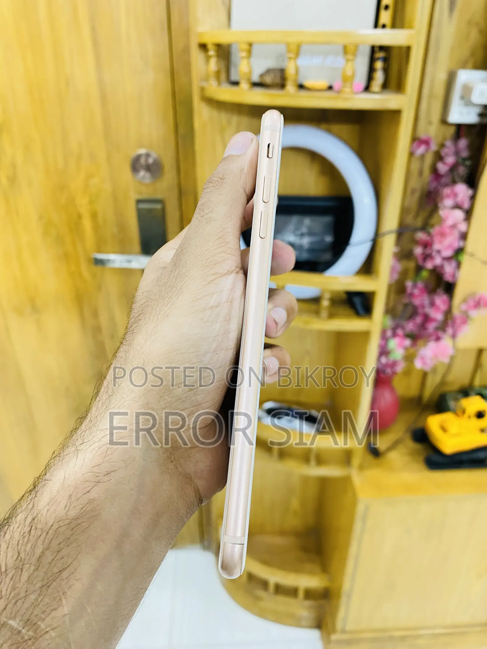 New Apple iPhone 8 Plus 64 GB Rose Gold
