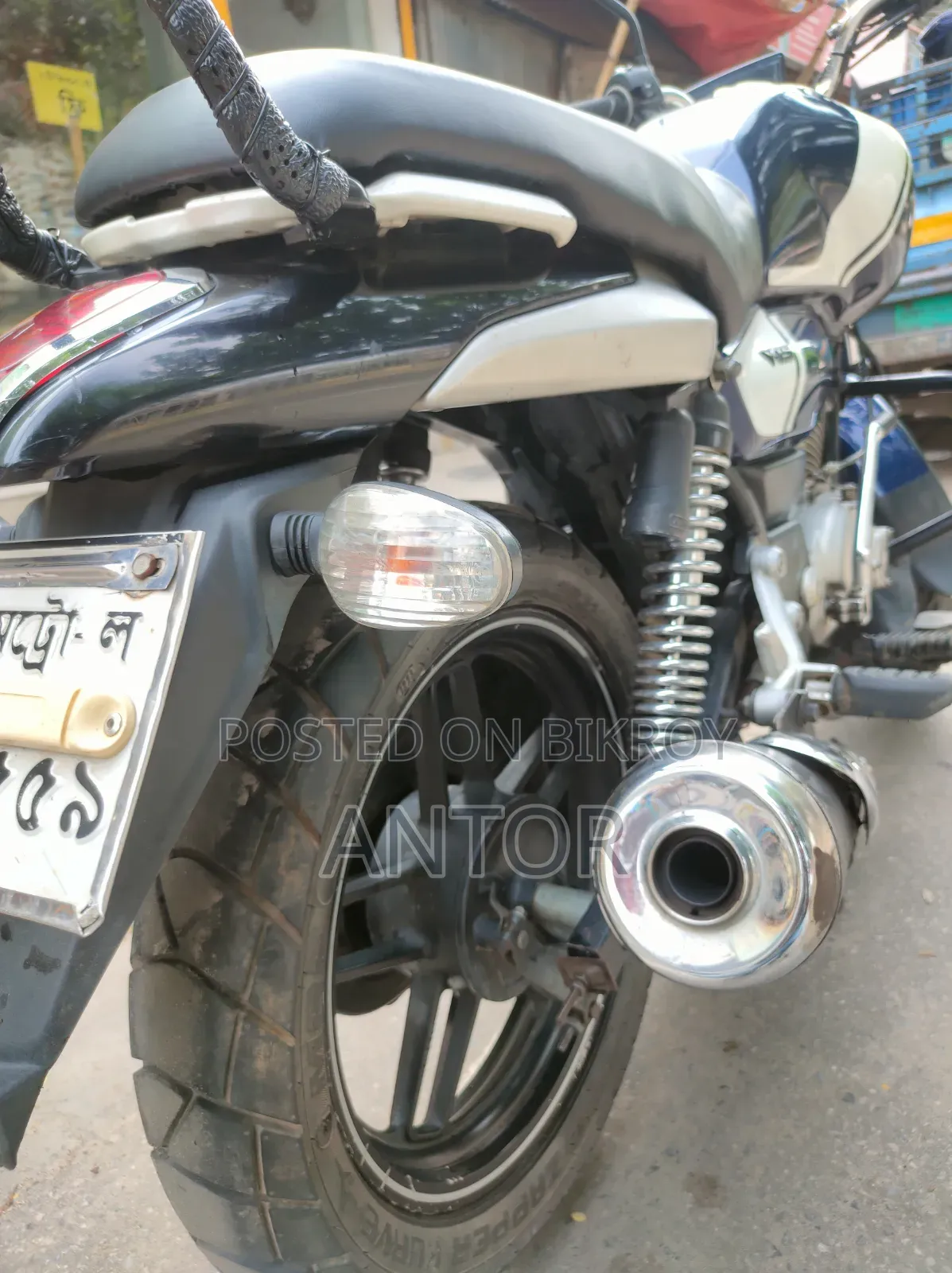 Bajaj V15 2018 Blue