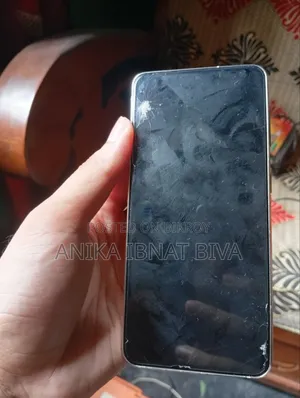 স্যামসাং গ্যালাক্সি এস২১ ৫জি ২৫৬ জিবি হোয়াইট