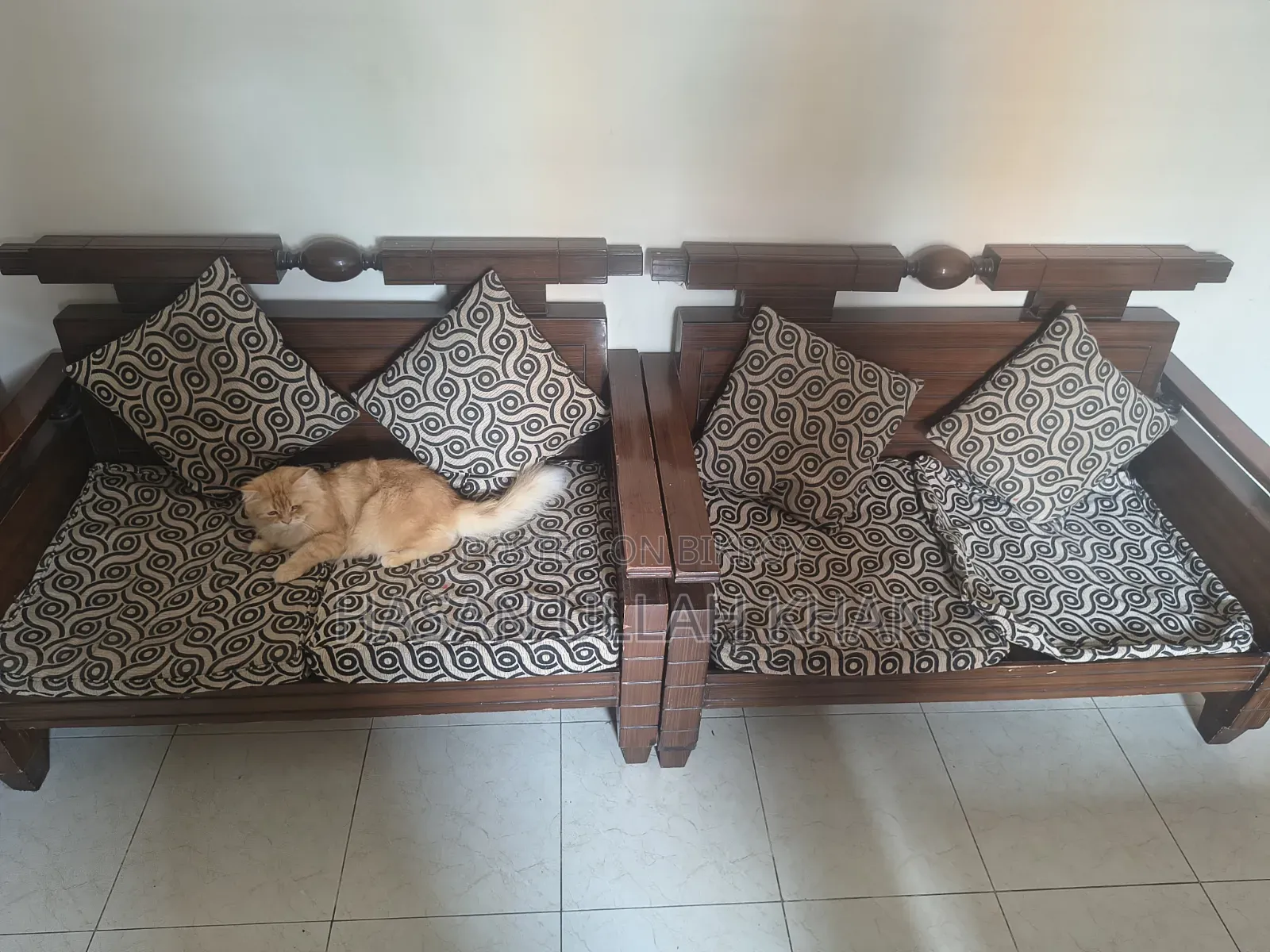 Sofa 4 Seat & 2 Years Used