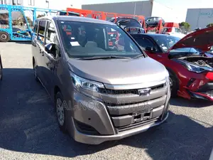 Toyota Noah 2.0 AWD (8 Seater) 2021 Brown