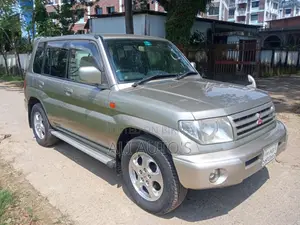 Mitsubishi Pajero Sport 2000 Silver