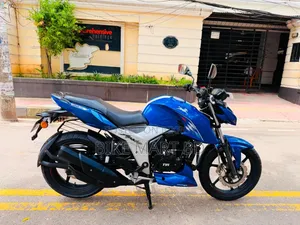 TVS Apache RTR 160 4V 2022 নীল