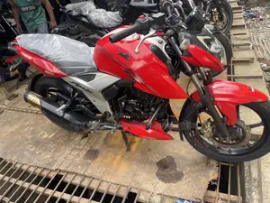 TVS Apache 160 4V 2023 লাল