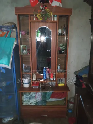 A dressing table will be sold, it is fully fresh, inbox if you want to take it
