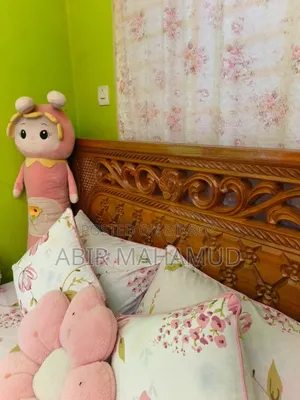 রেইনট্রি সারি কাঠের খাট বিক্রয় হবে।।