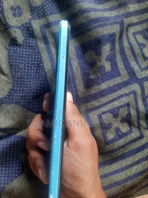 Itel A60 32 GB Bronze