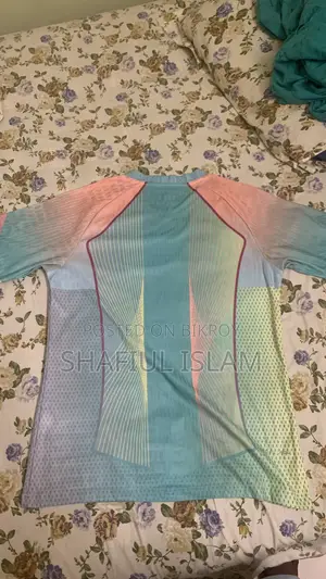 এফসি বার্সেলোনা কনসেপ্ট কিট এবং একটি ফ্রি অ্যাসিড ওয়াশড বার্সা এক্স ক্যাকটাস জ্যাক টি-শার্ট