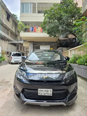 টয়োটা হ্যারিয়ার ২০১৬ ব্ল্যাক