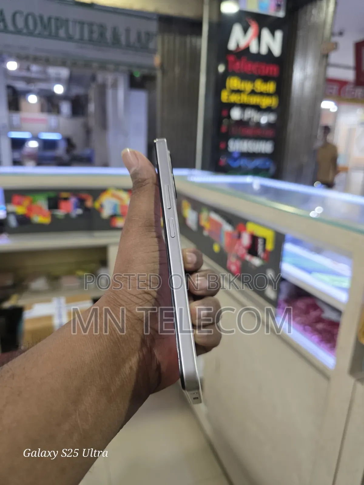 Vivo 64 GB Gold