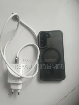 স্যামসাং গ্যালাক্সি এস২২ ৫জি ২৫৬ জিবি ব্ল্যাক