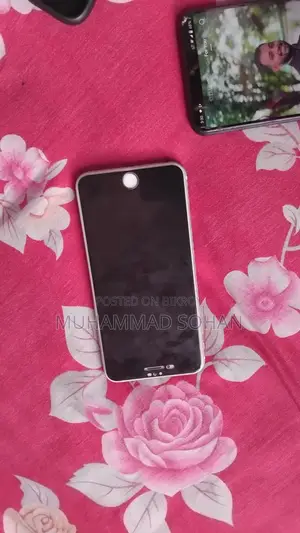অ্যাপল আইফোন ৬এস প্লাস ৬৪ জিবি গোল্ড
