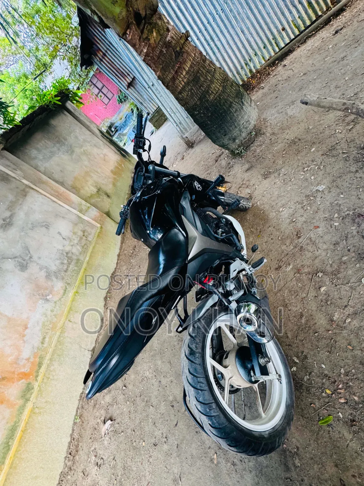 New Suzuki Gixxer 2024 Black