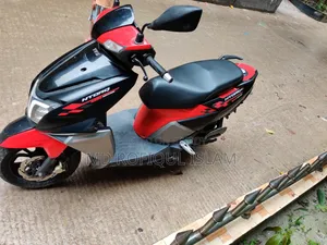 টিভিএস এনটর্ক ১২৫ ২০২২ লাল