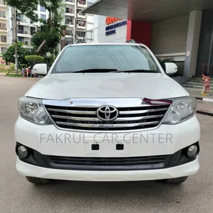 Toyota Fortuner 2011 White