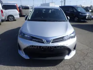 Toyota Axio 2023 Silver