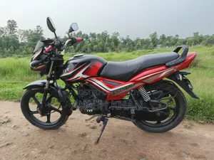 টিভিএস মেট্রো প্লাস ২০২১ কালো