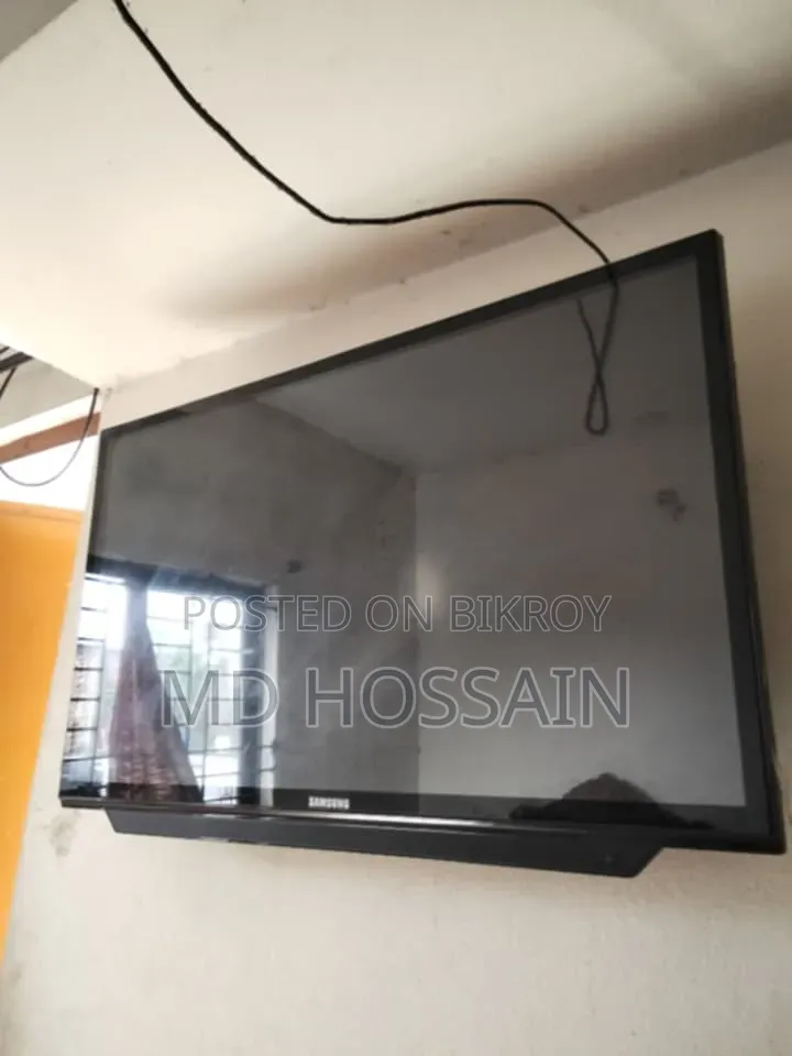 ৩২" স্যামসাং