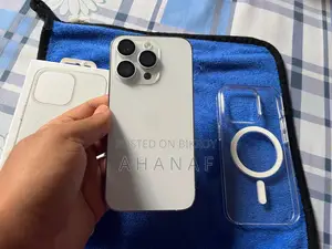 অ্যাপল আইফোন ১৪ প্রো ২৫৬ জিবি হোয়াইট