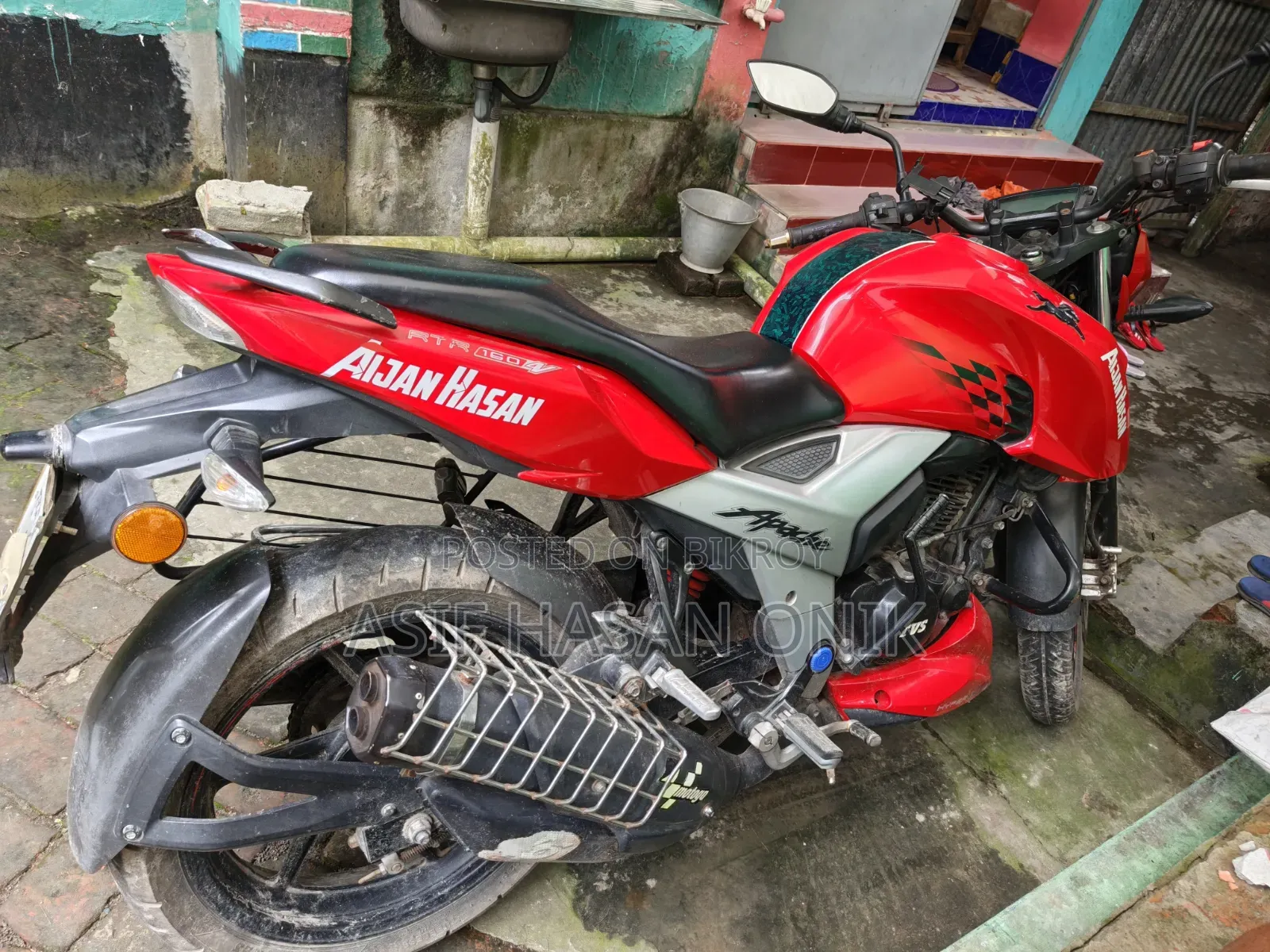 TVS Apache RTR 160 4V 2021 Red