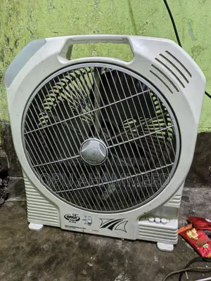 চার্জার ফেন