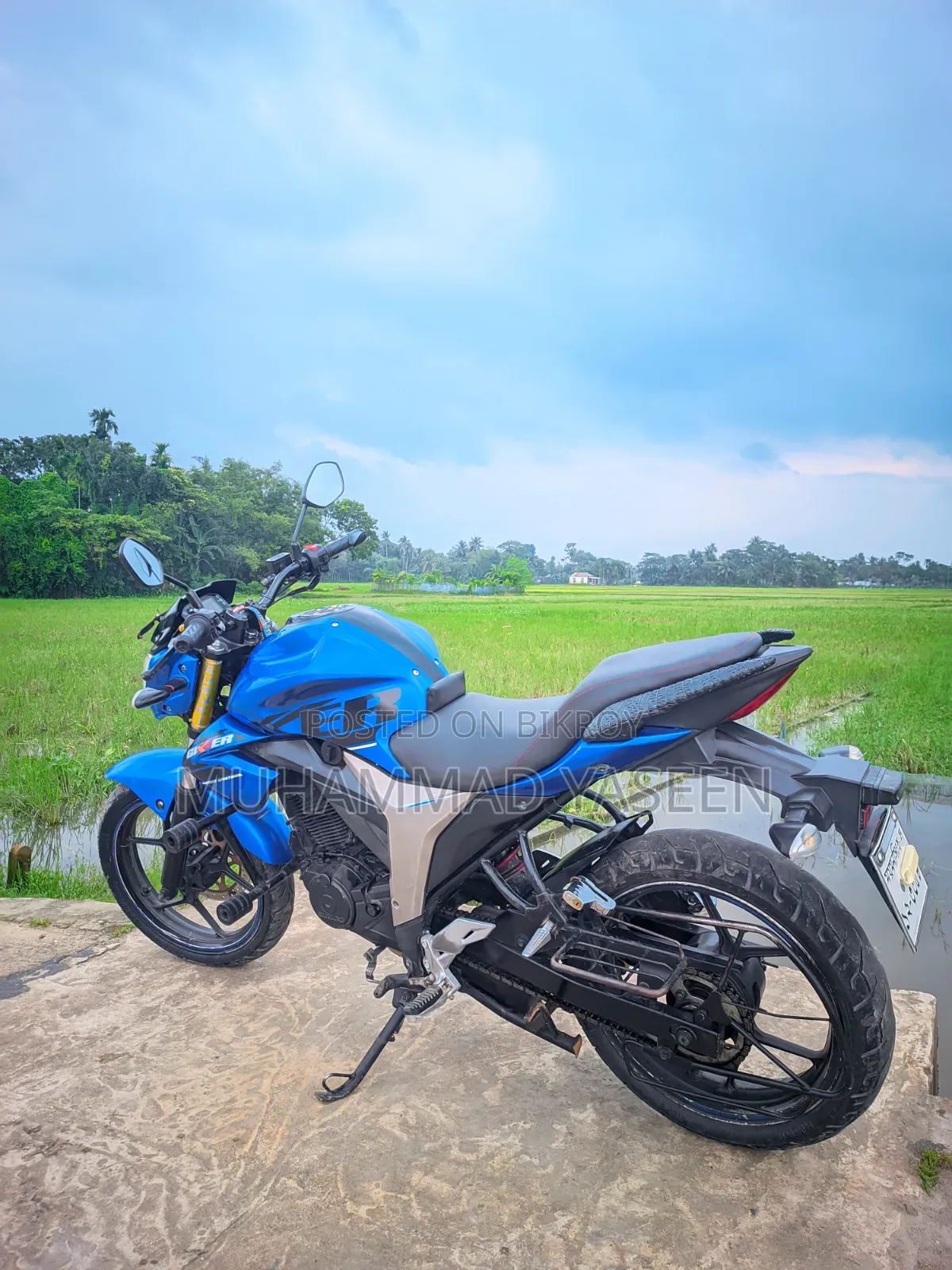 সুজুকি জিক্সার ২০১৭ ব্লু