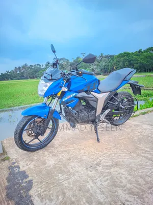 সুজুকি জিক্সার ২০১৭ ব্লু