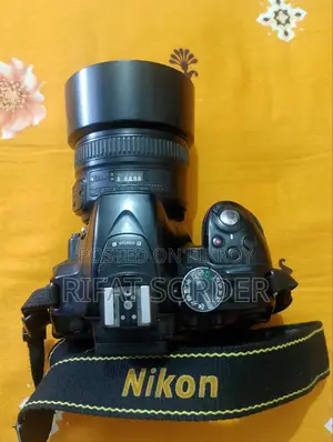 Nikon D5300 DSLR Camera for Sale