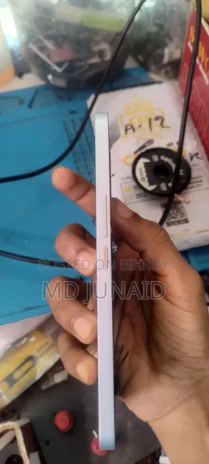 টেকনো পোভা ৭ প্রো ৫জি ২৫৬ জিবি হোয়াইট
