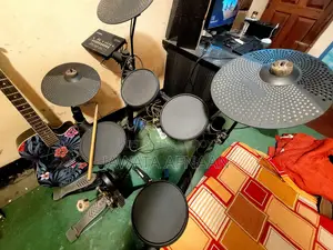 ইয়ামাহা ডিটিএক্স ইলেকট্রিক ড্রামস/ ভি ড্রামস