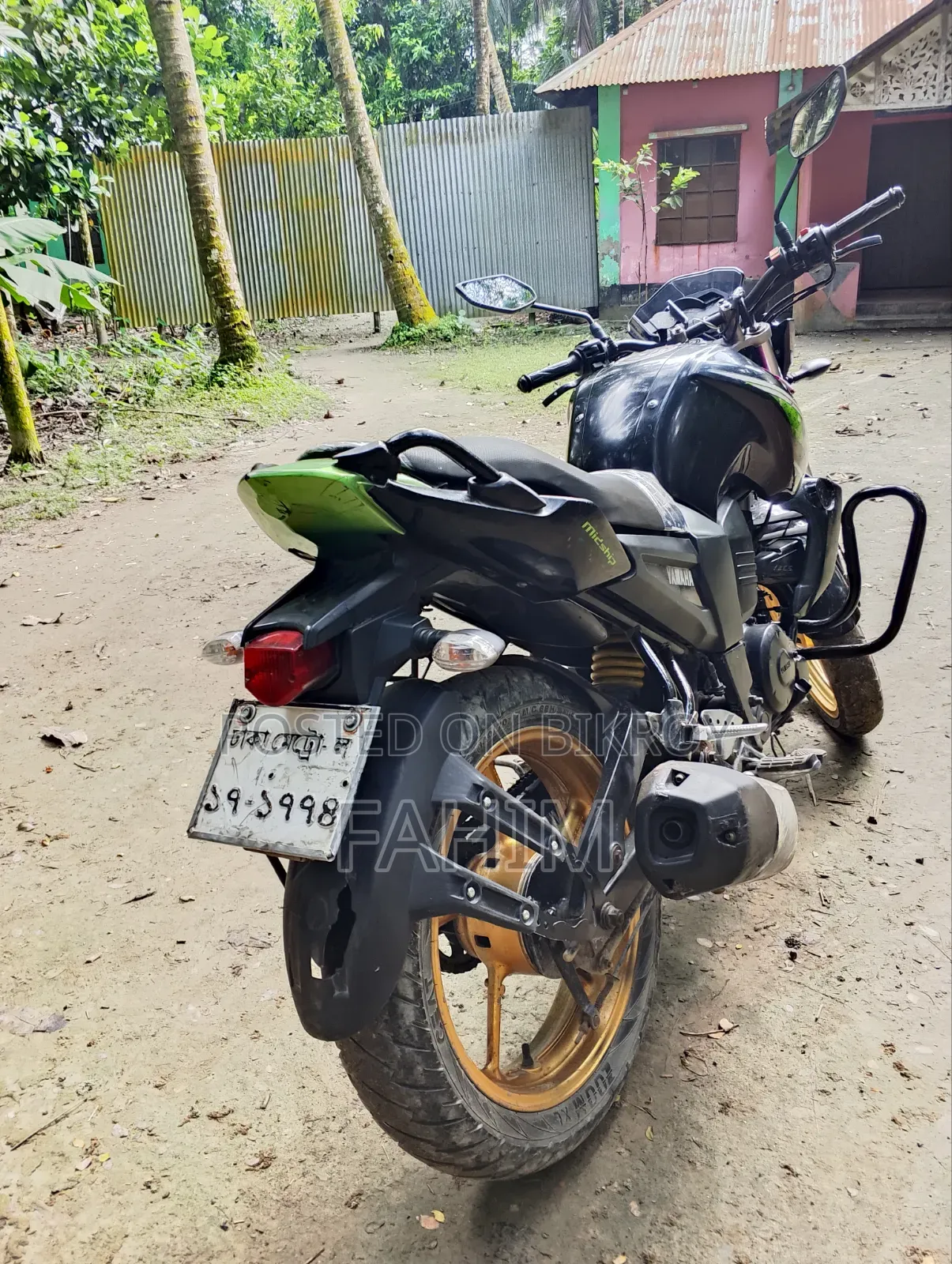 ইয়ামাহা এফজেড ২০১০ কালো