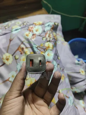 Essager 33 W Charger USB-A+type -C