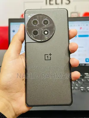 ওয়ানপ্লাস ১২আর ২৫৬ জিবি ব্ল্যাক