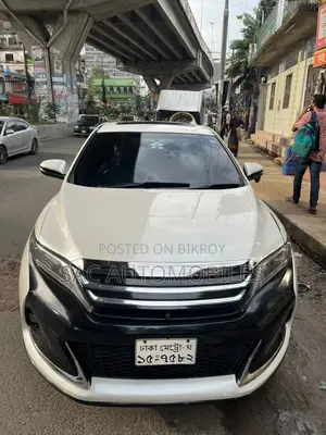 টয়োটা হ্যারিয়ার ২.০ ২০১৫ পার্ল