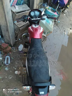 টিভিএস মেট্রো ২০১৮ লাল