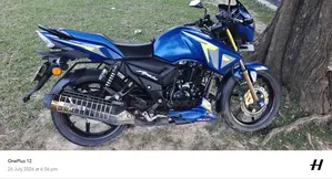 TVS Apache RTR 160 2V 2024 Green