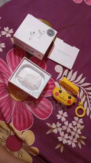 এয়ারপডস প্রো ৩) ৪ মাস ব্যবহৃত