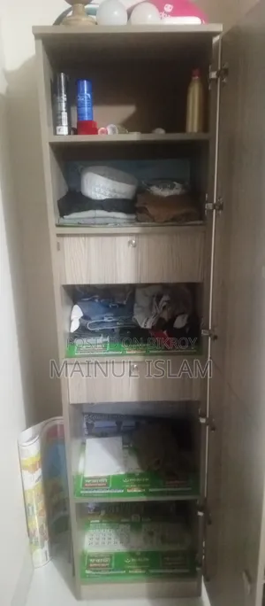 ডাবল পার্টের আয়নাসহ আলমারী