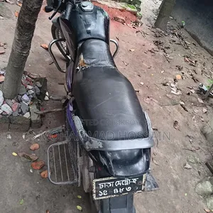 টিভিএস মেট্রো ২০০৩ কালো