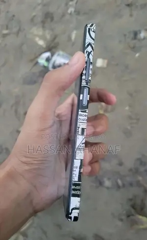 রিয়েলমি নোট ৫০ ১২৮ জিবি কালো
