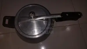 কিয়াম প্রেসার কুকার ৫.৫ লিটার