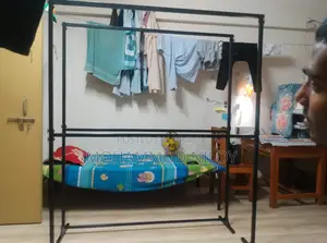 কাপড় রাখার স্ট্যান্ড বিক্রি হবে।
