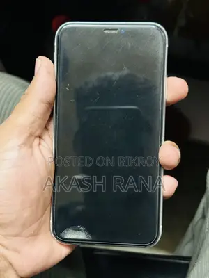 Apple iPhone XR 64 GB White