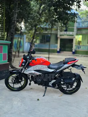 Suzuki Gixxer 2024 Red