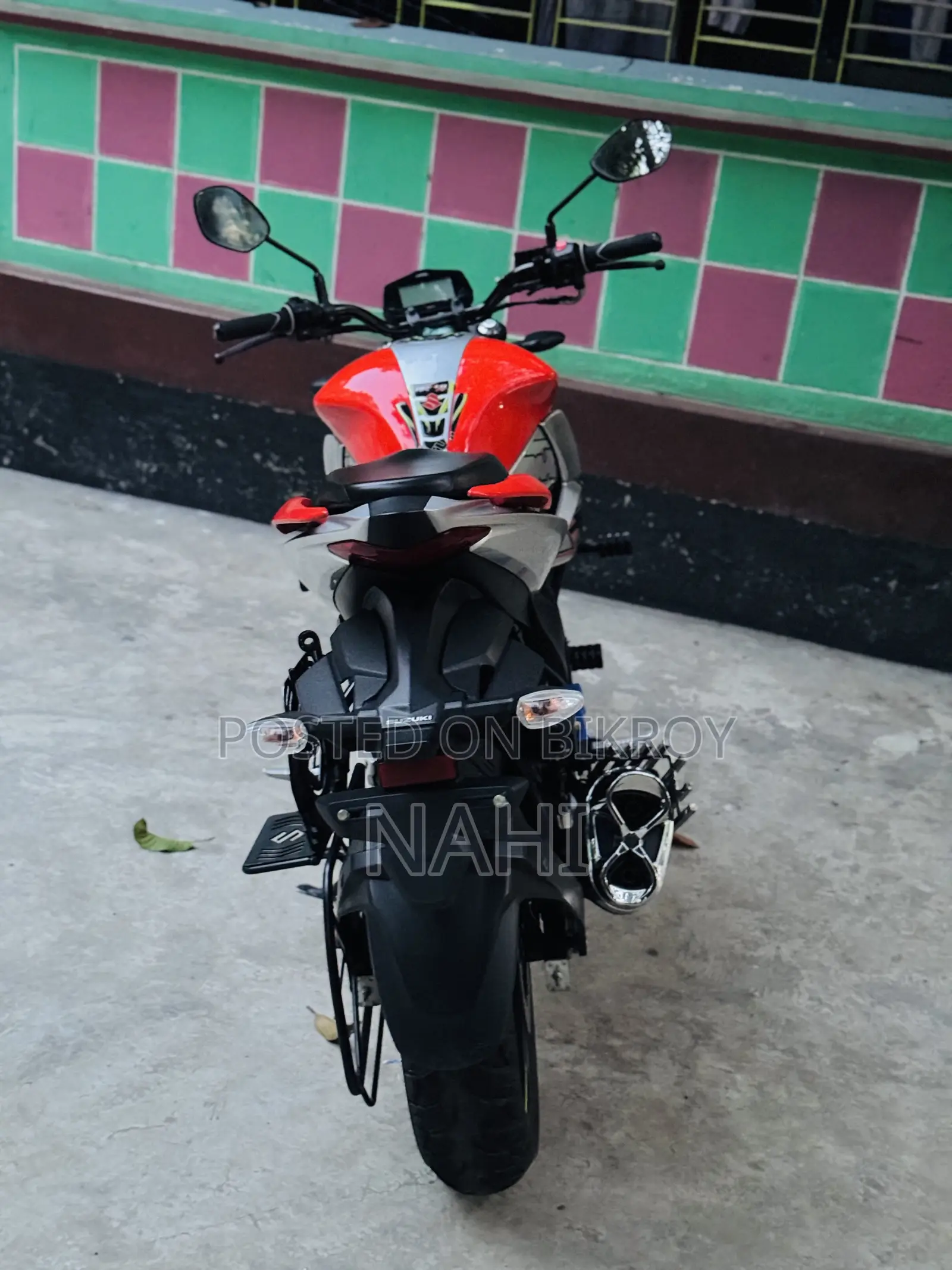 Suzuki Gixxer 2024 Red