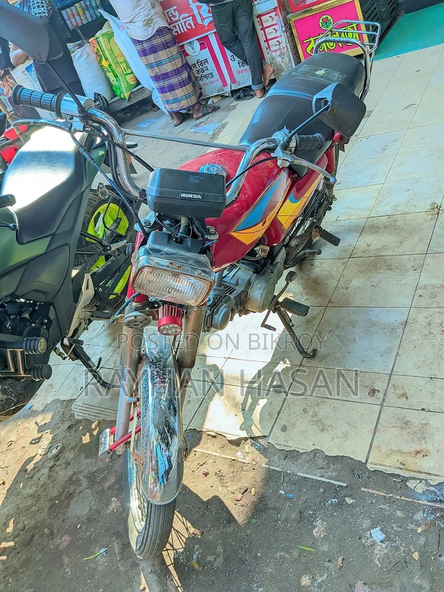 Honda 2009 Red