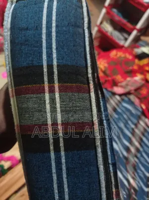 ৫/৬ ফিট ফোমের জাজিম